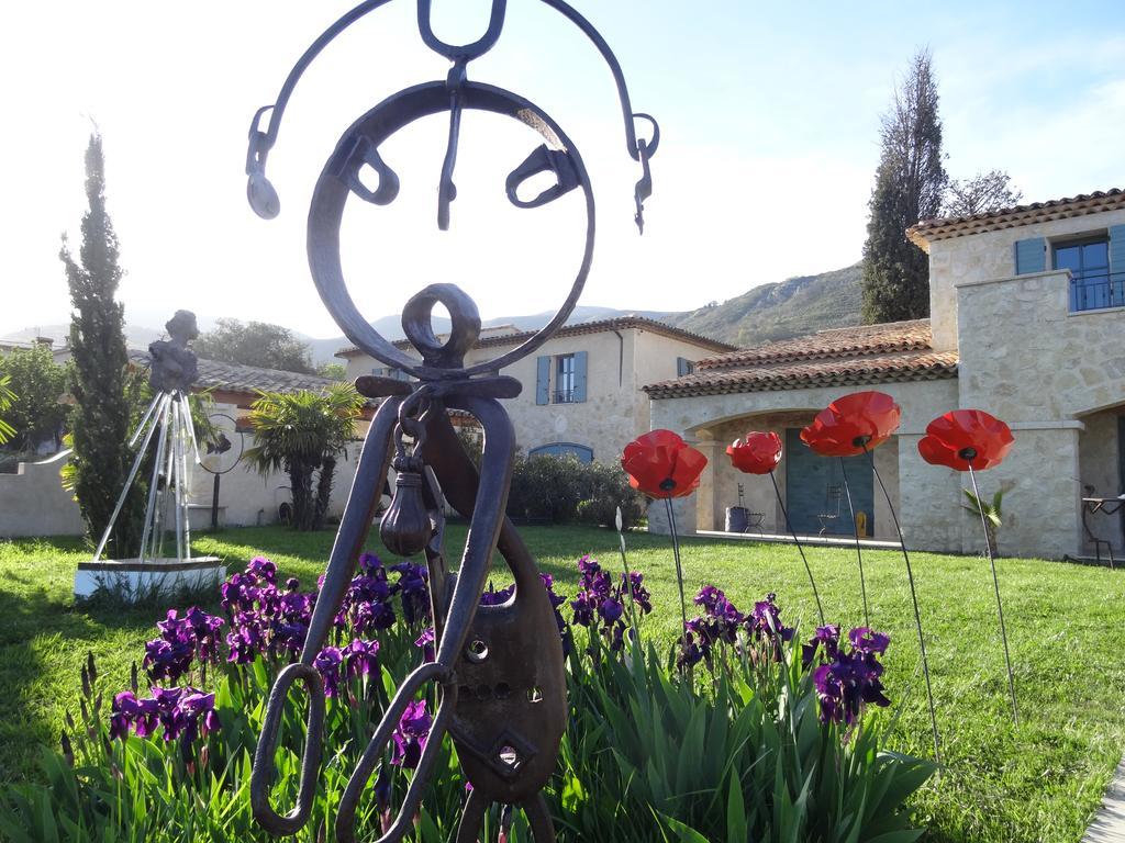 Les 4 Elements Bed & Breakfast Tourrettes-sur-Loup Dış mekan fotoğraf