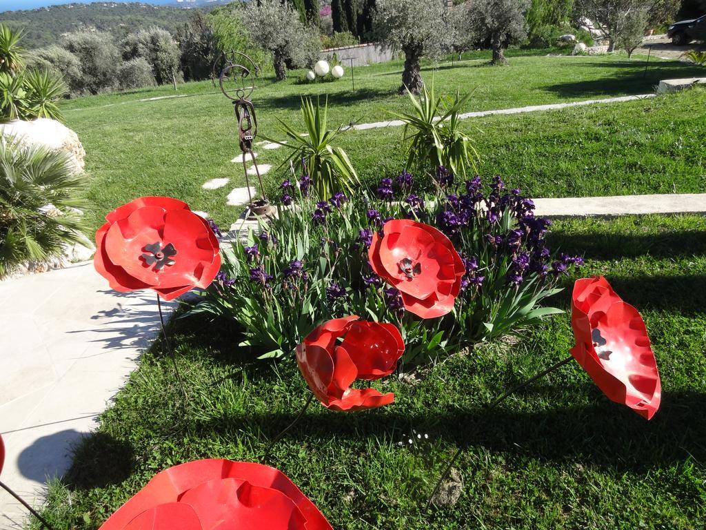 Les 4 Elements Bed & Breakfast Tourrettes-sur-Loup Dış mekan fotoğraf